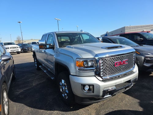 2017 GMC Sierra 3500HD Denali