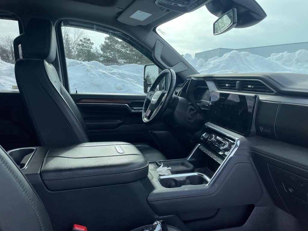 2024 GMC Sierra 3500HD Denali