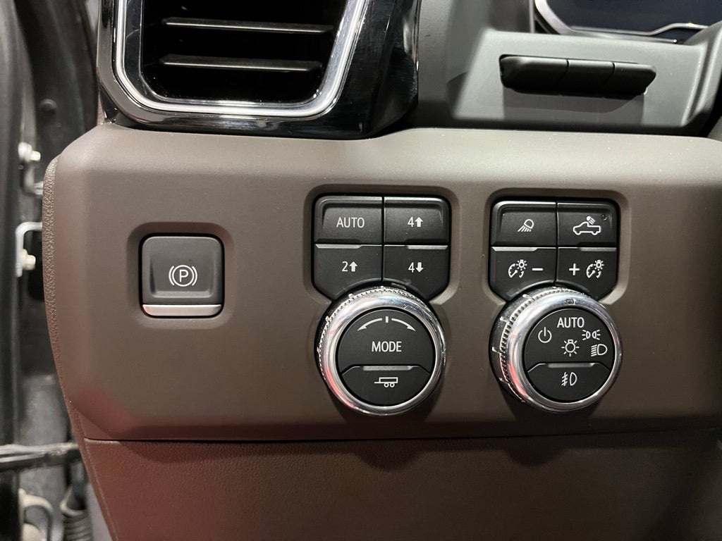 2024 GMC Sierra 3500HD Denali