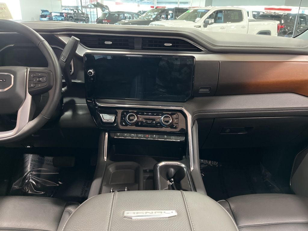 2024 GMC Sierra 3500HD Denali