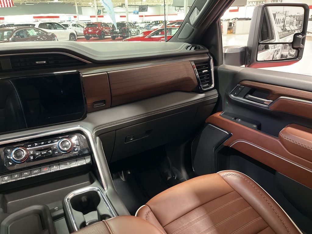 2024 GMC Sierra 3500HD Denali Ultimate