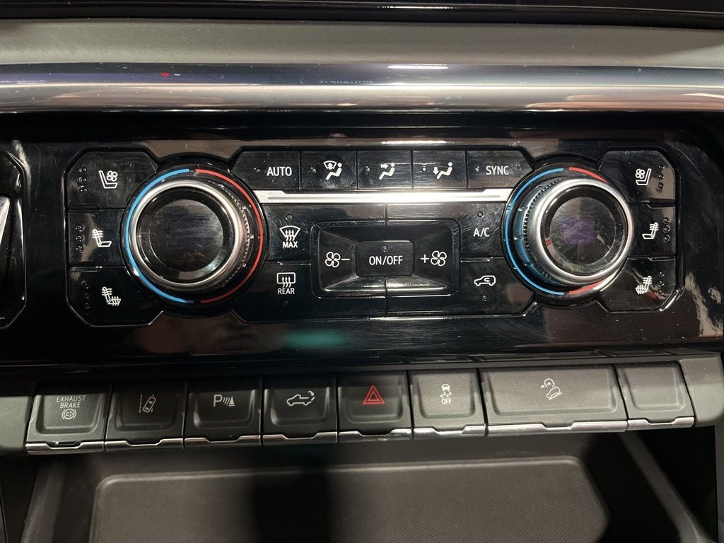 2024 GMC Sierra 3500HD Denali Ultimate