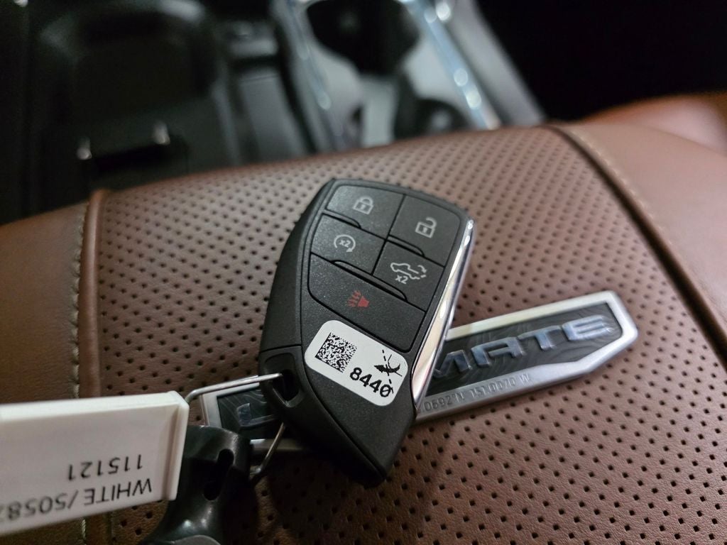 2024 GMC Sierra 3500HD Denali Ultimate