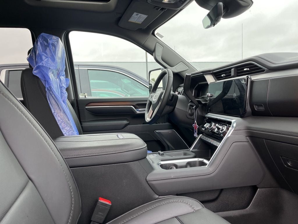 2025 GMC Sierra 3500HD Denali