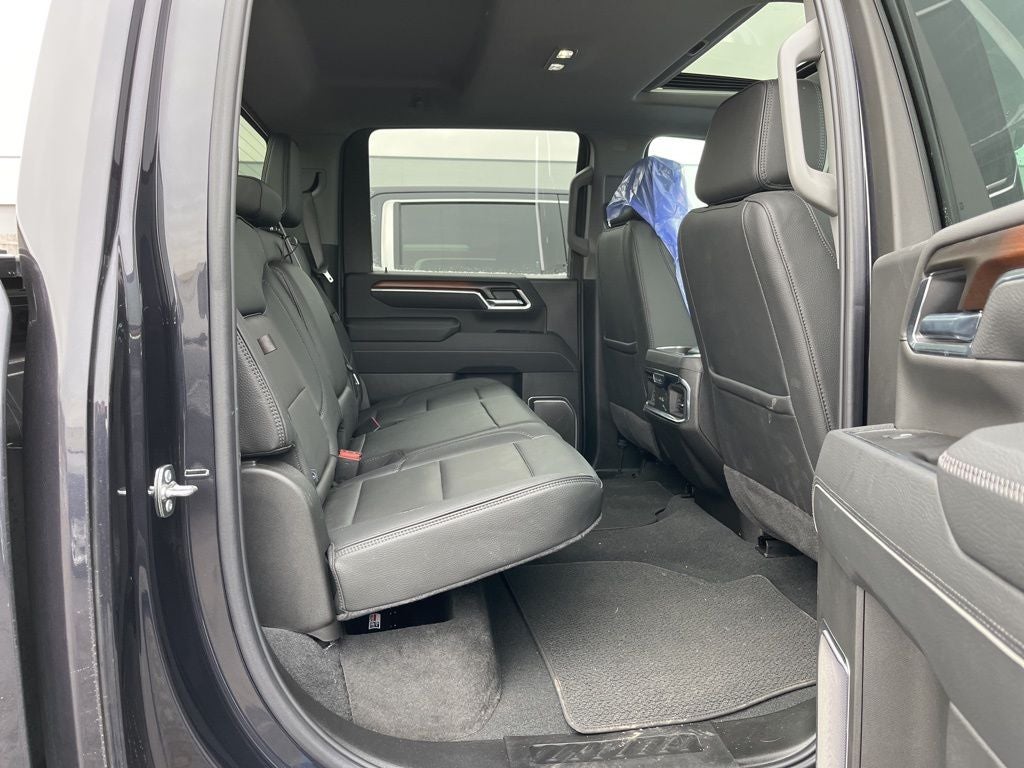 2025 GMC Sierra 3500HD Denali