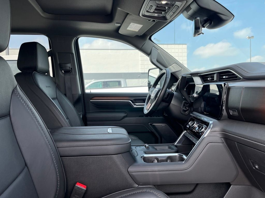 Used 2025 GMC Sierra 3500HD Denali with VIN 1GT4UWEY4SF289875 for sale in St. Cloud, Minnesota