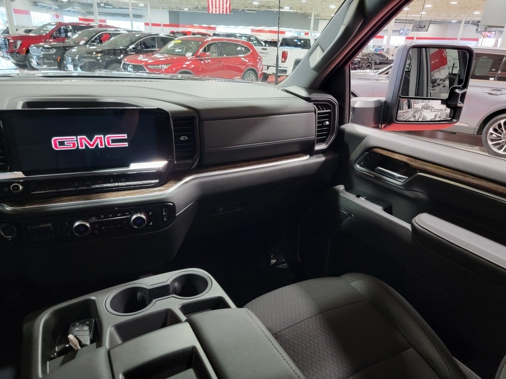 2025 GMC Sierra 2500HD SLE