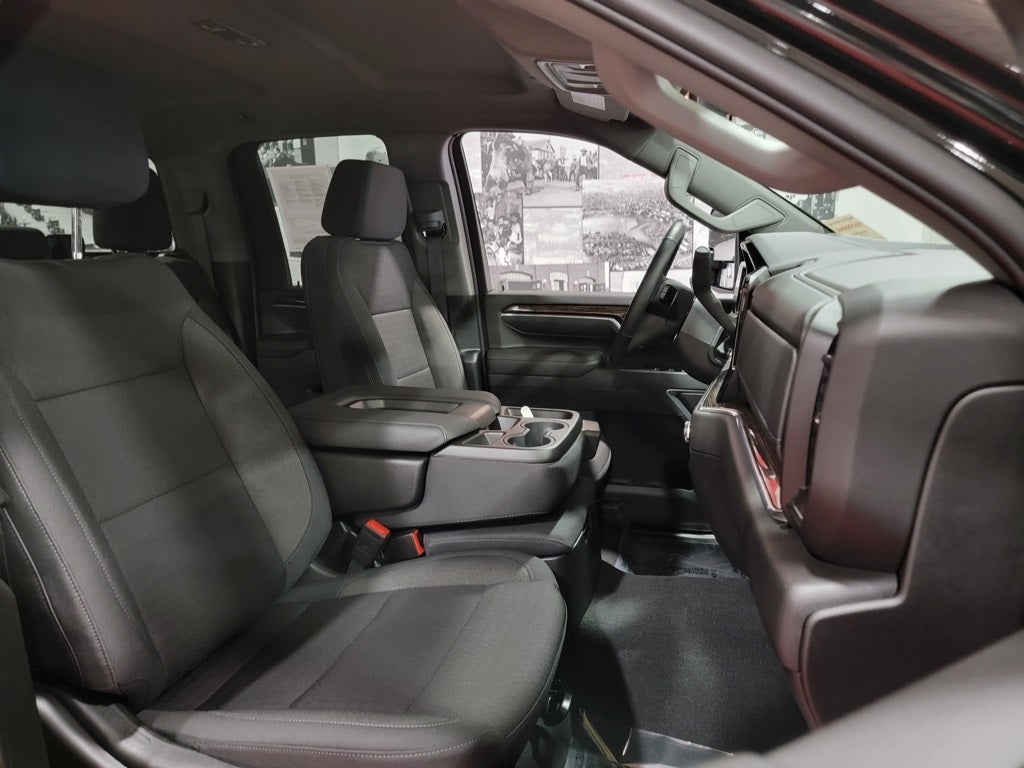 2025 GMC Sierra 2500HD SLE