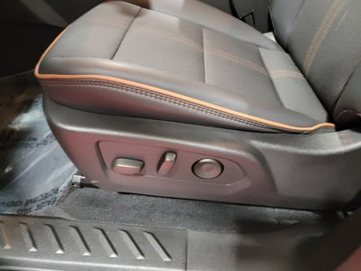 2024 GMC Canyon AT4 GM CERTIFIED