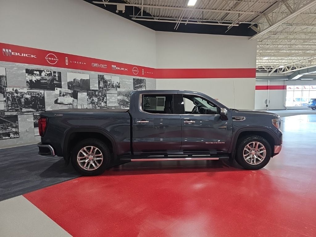 Used 2022 GMC Sierra 1500 Limited SLT with VIN 1GTU9DED8NZ111084 for sale in St. Cloud, Minnesota