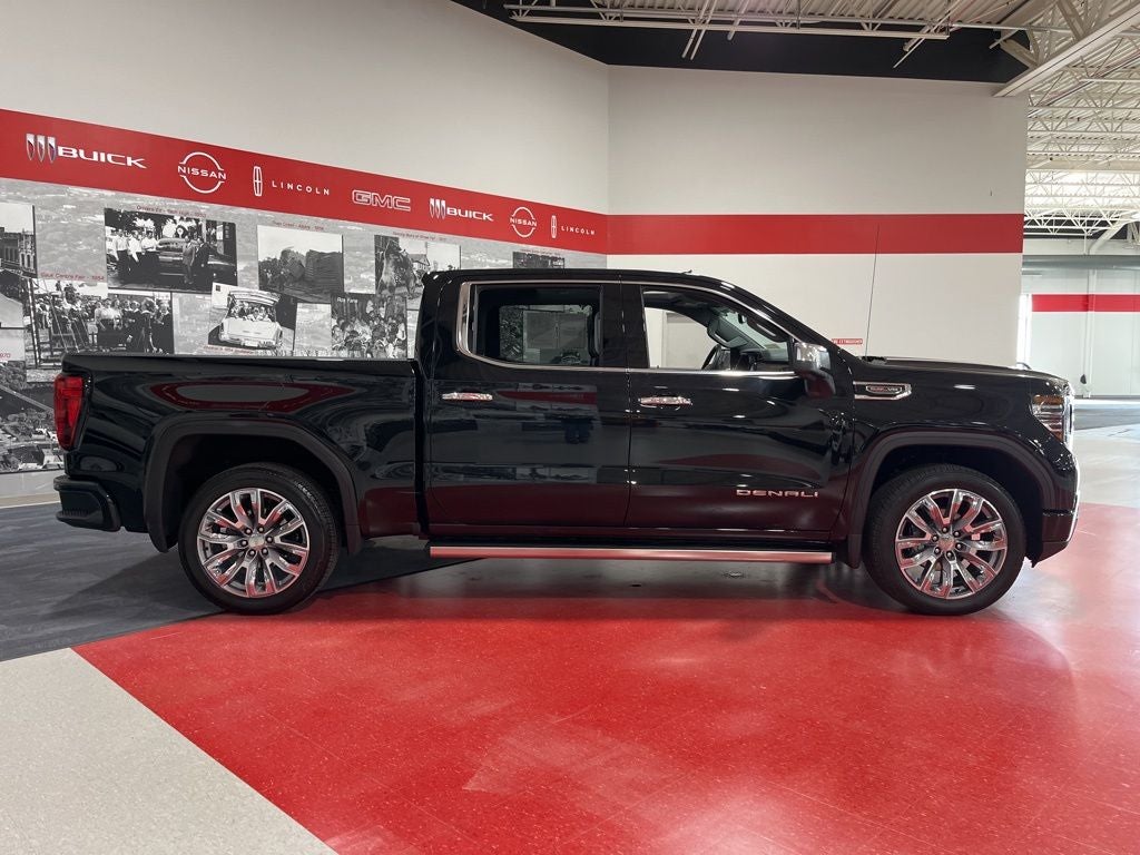 Used 2022 GMC Sierra 1500 Denali Denali with VIN 1GTUUGEL0NZ547483 for sale in St. Cloud, Minnesota