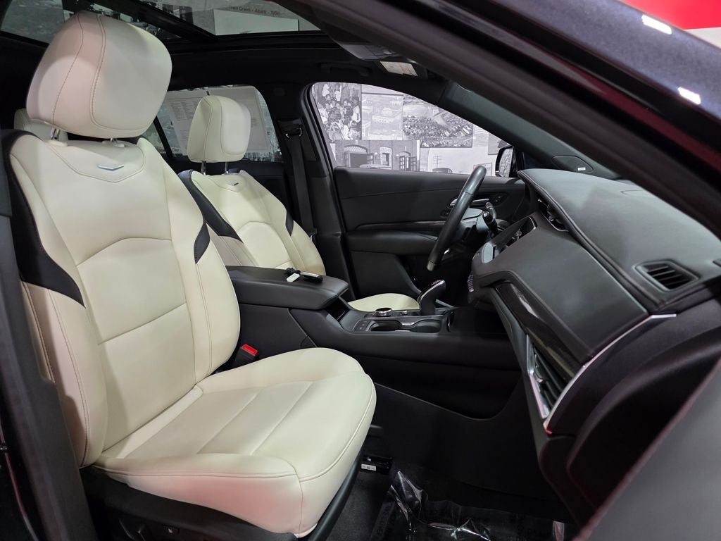 2023 Cadillac XT4 Sport