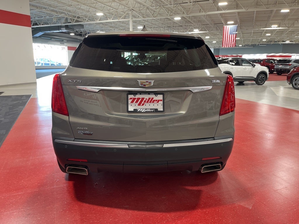 2017 Cadillac XT5 Luxury