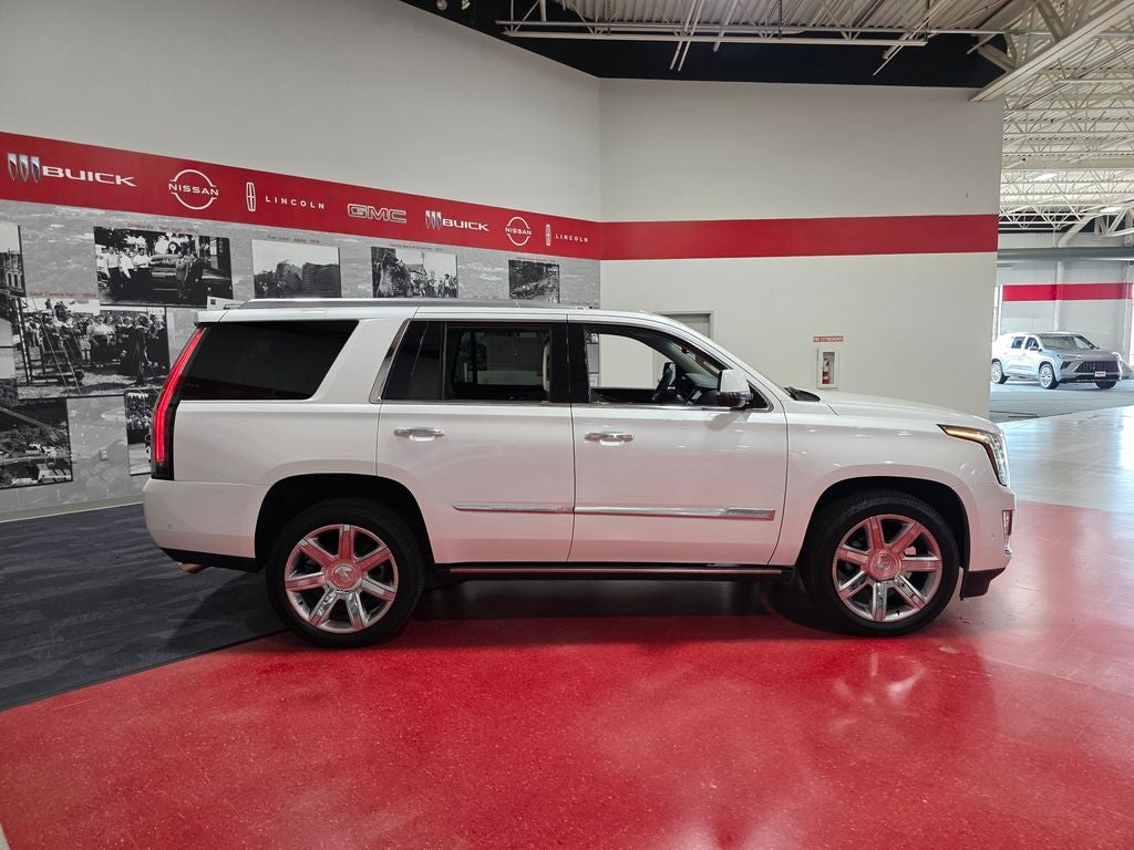 Used 2018 Cadillac Escalade Premium Luxury with VIN 1GYS4CKJ6JR175185 for sale in St. Cloud, Minnesota