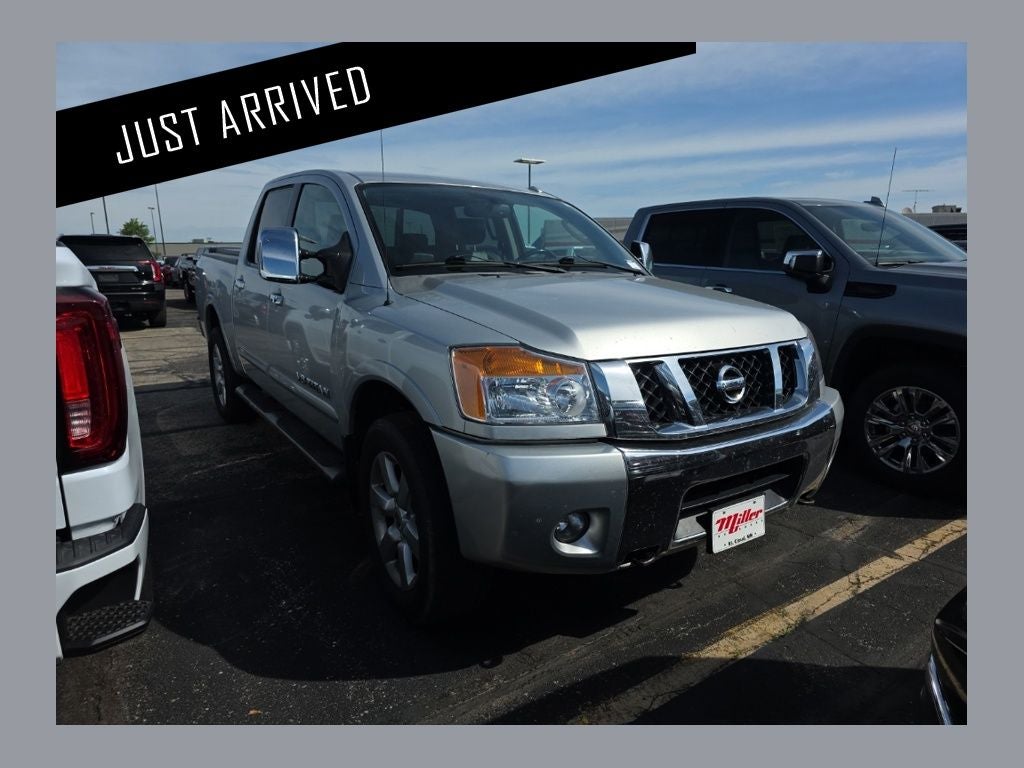2009 Nissan Titan LE 4X4 Crew Cab FFV SWB's photo