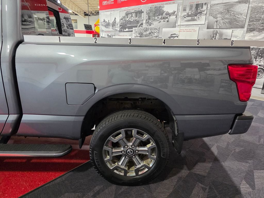 2018 Nissan Titan XD SL