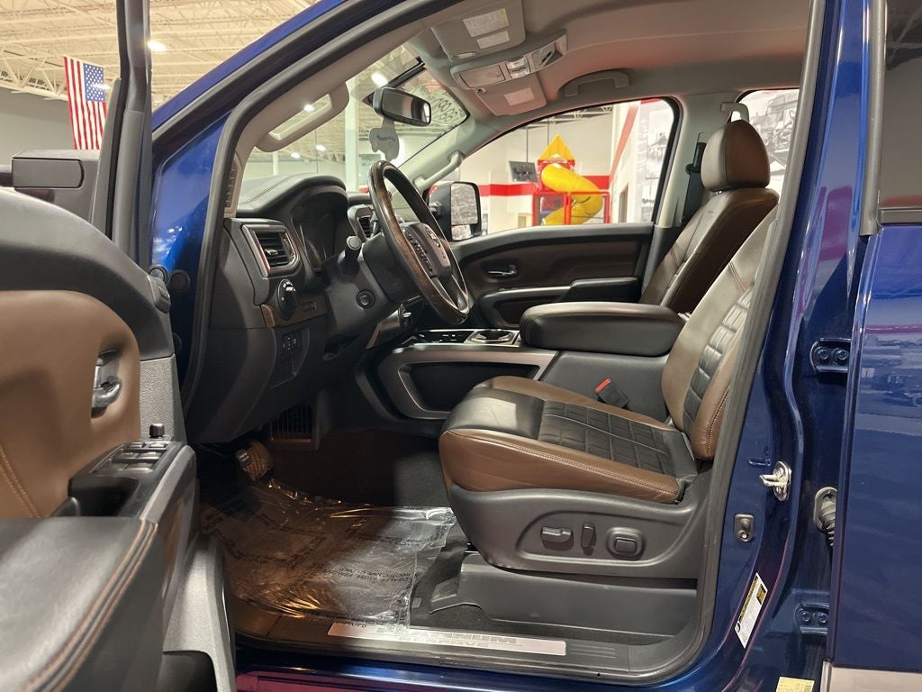 2016 Nissan Titan XD Platinum Reserve Carbravo