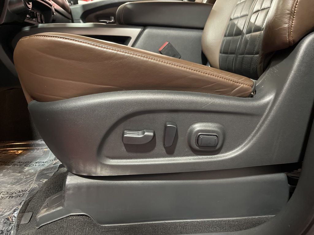 2016 Nissan Titan XD Platinum Reserve Carbravo