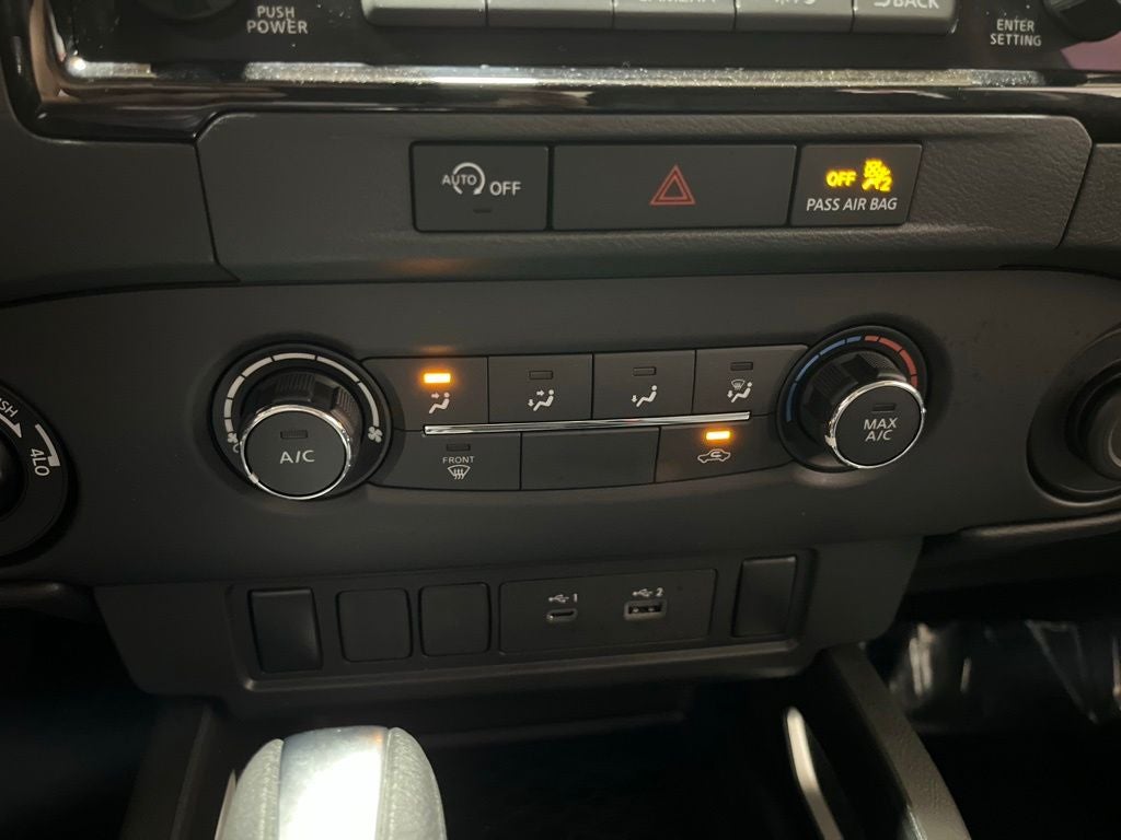 2023 Nissan Frontier SV