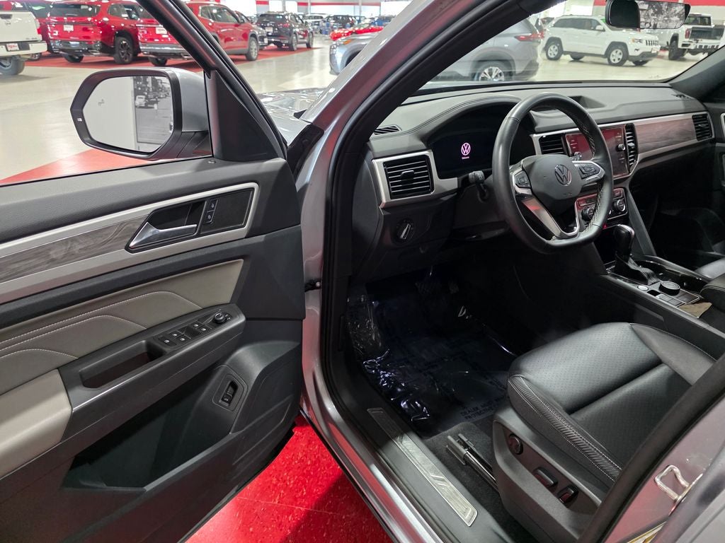 2022 Volkswagen Atlas Cross Sport 3.6L V6 SE w/Technology CarBravo Certified