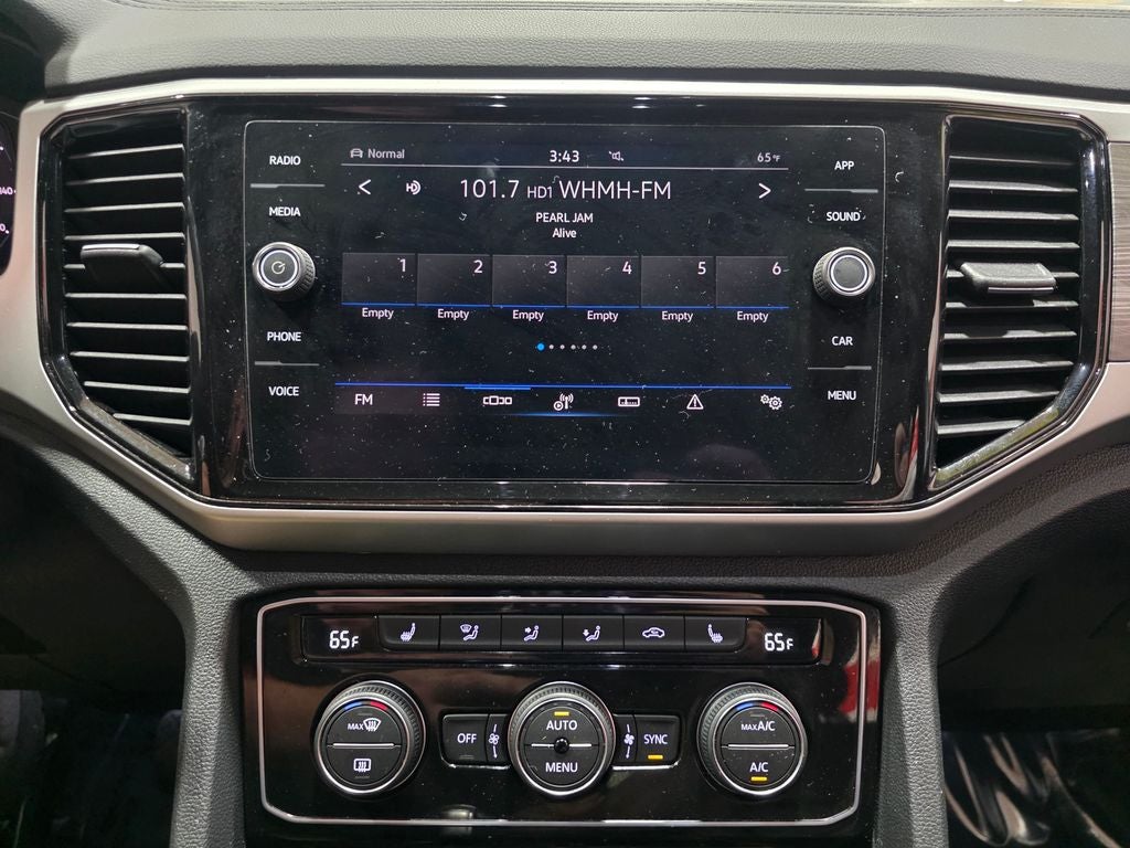 2022 Volkswagen Atlas Cross Sport 3.6L V6 SE w/Technology CarBravo Certified