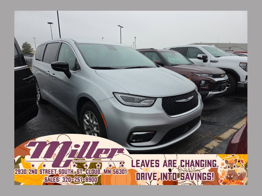 2024 Chrysler Pacifica Touring L