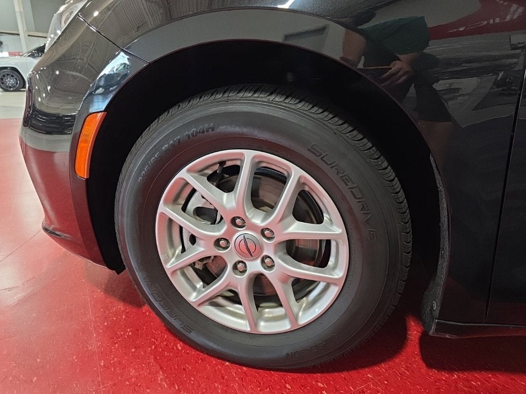 2023 Chrysler Pacifica Touring L Carbravo GM CPO