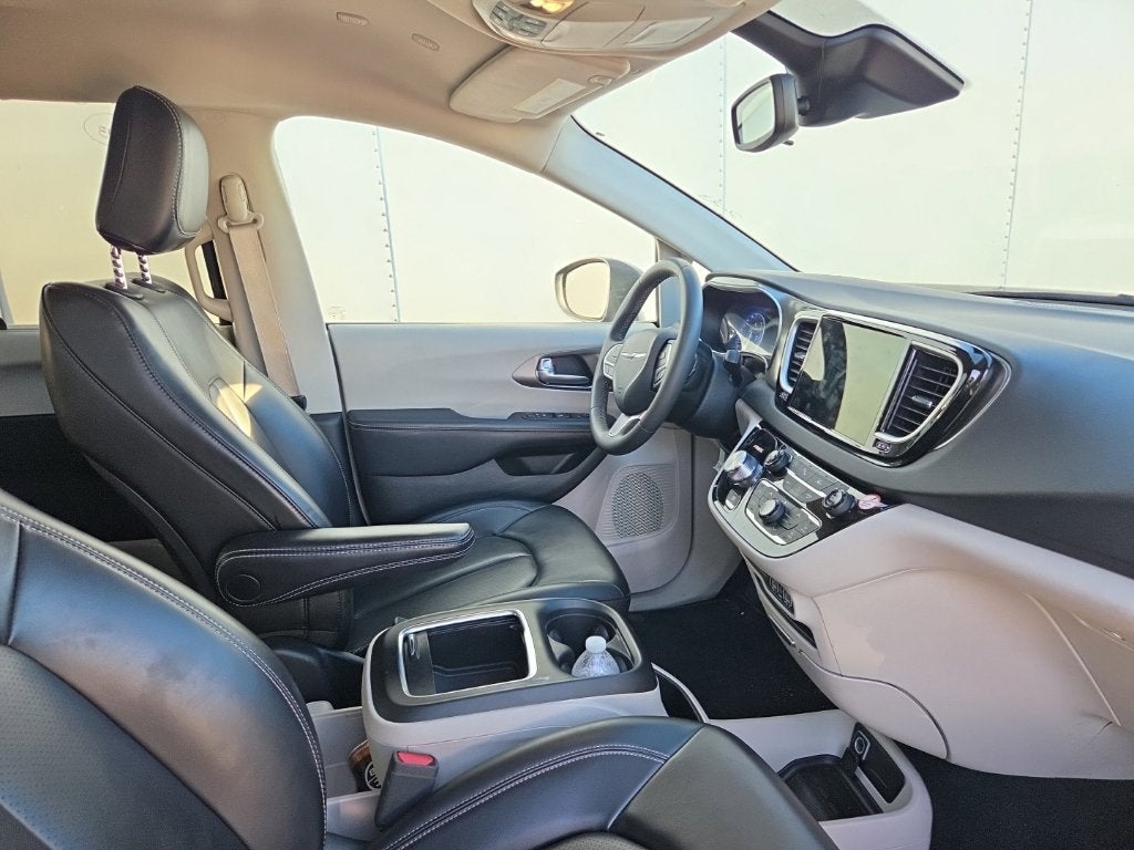 Used 2023 Chrysler Pacifica Touring L with VIN 2C4RC1BG6PR624979 for sale in St. Cloud, Minnesota
