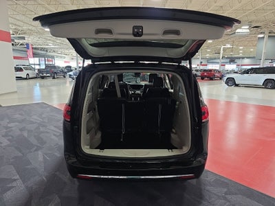 2023 Chrysler Pacifica Touring L Carbravo GM CPO