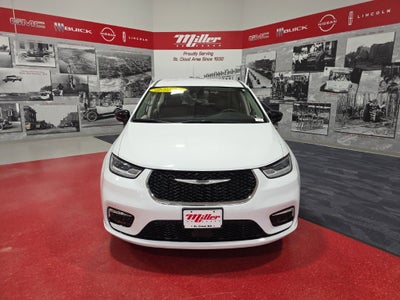 2024 Chrysler Pacifica Touring L Carbravo GM CPO