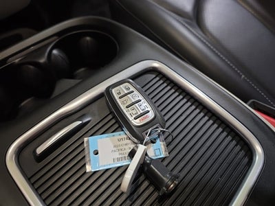 2023 Chrysler Pacifica Touring L Carbravo GM CPO