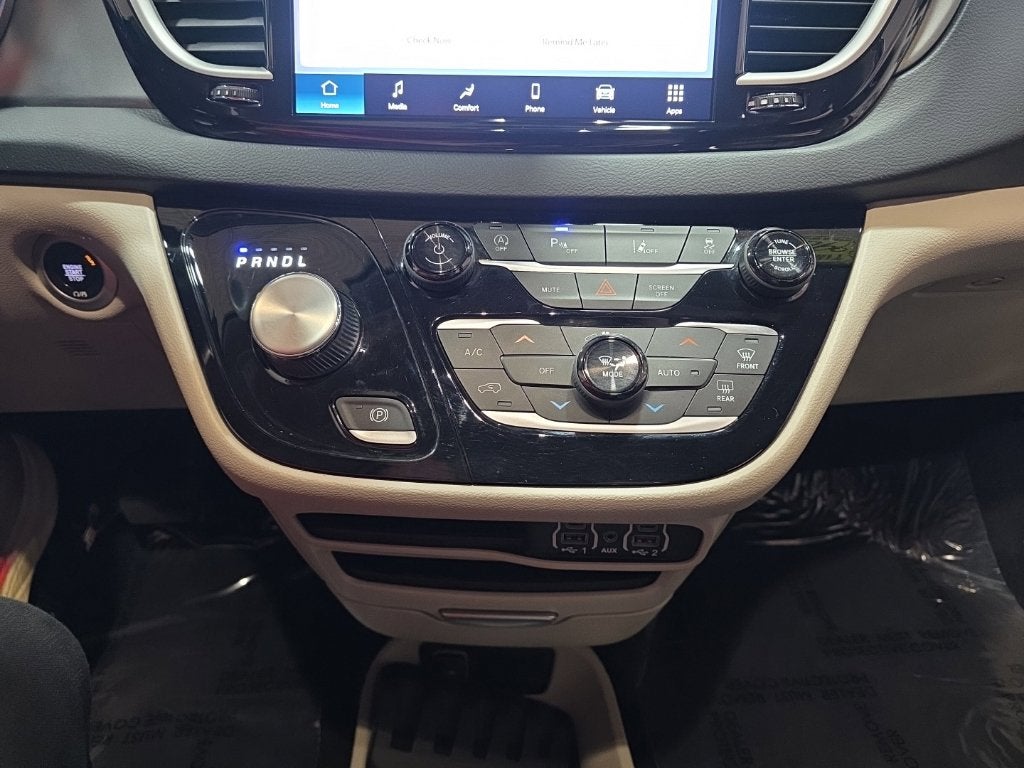 2023 Chrysler Pacifica Touring L - Photo 23
