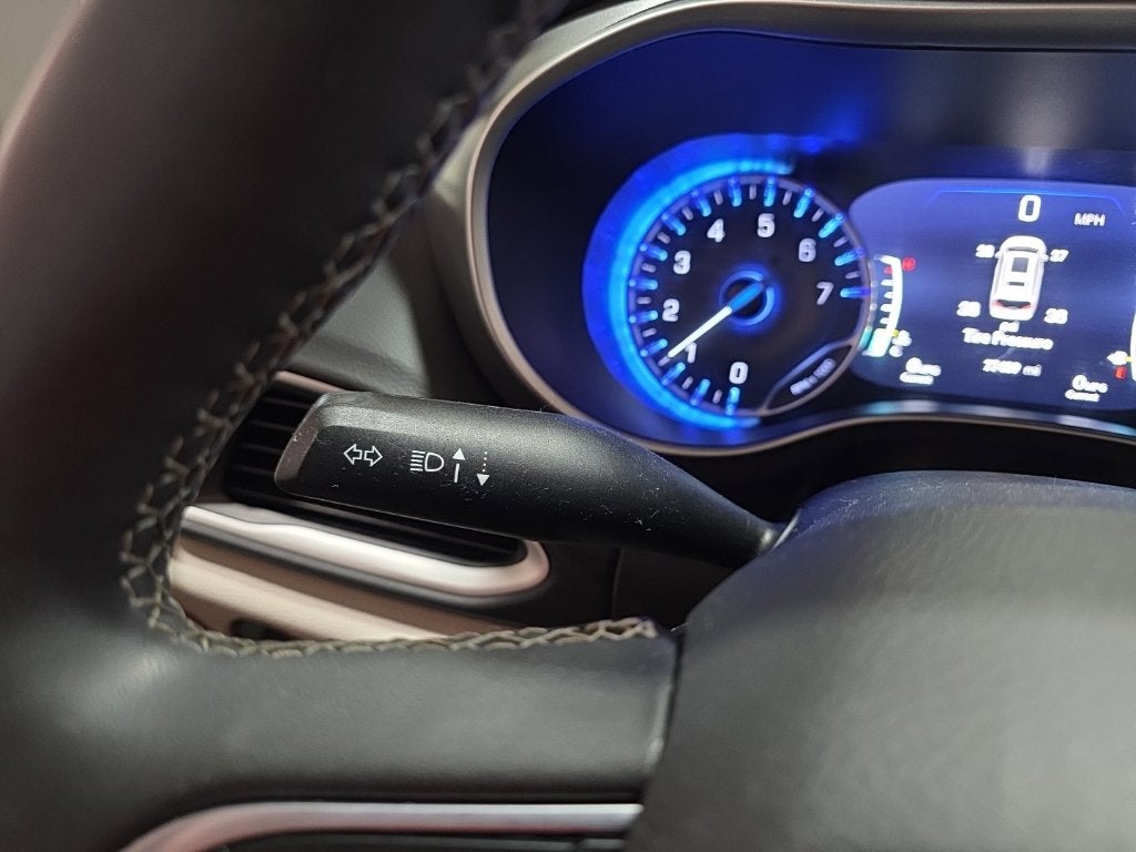 2023 Chrysler Pacifica Touring L - Photo 30