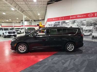 2023 Chrysler Pacifica Touring L Carbravo GM CPO