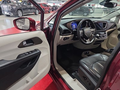 2019 Chrysler Pacifica Touring L Plus