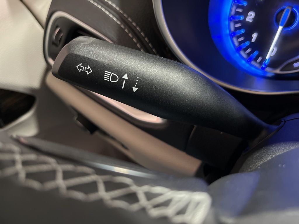 2024 Chrysler Pacifica Limited Carbravo CPO