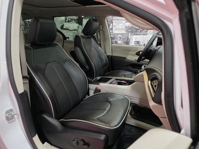 2024 Chrysler Pacifica Limited Carbravo CPO