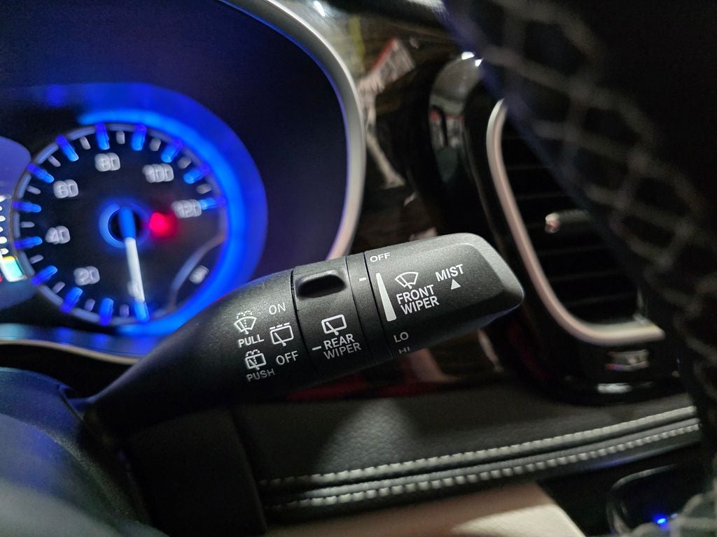 2024 Chrysler Pacifica Limited Carbravo CPO