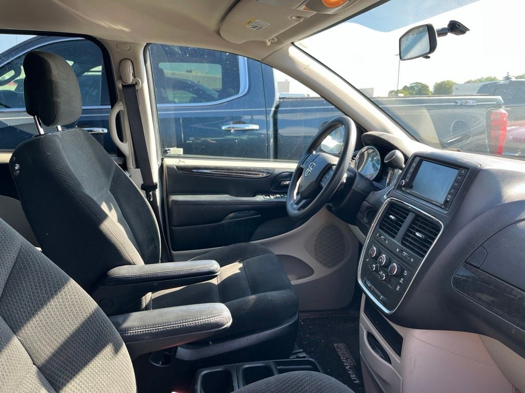 Used 2016 Dodge Grand Caravan SE with VIN 2C4RDGBG5GR100562 for sale in St. Cloud, Minnesota