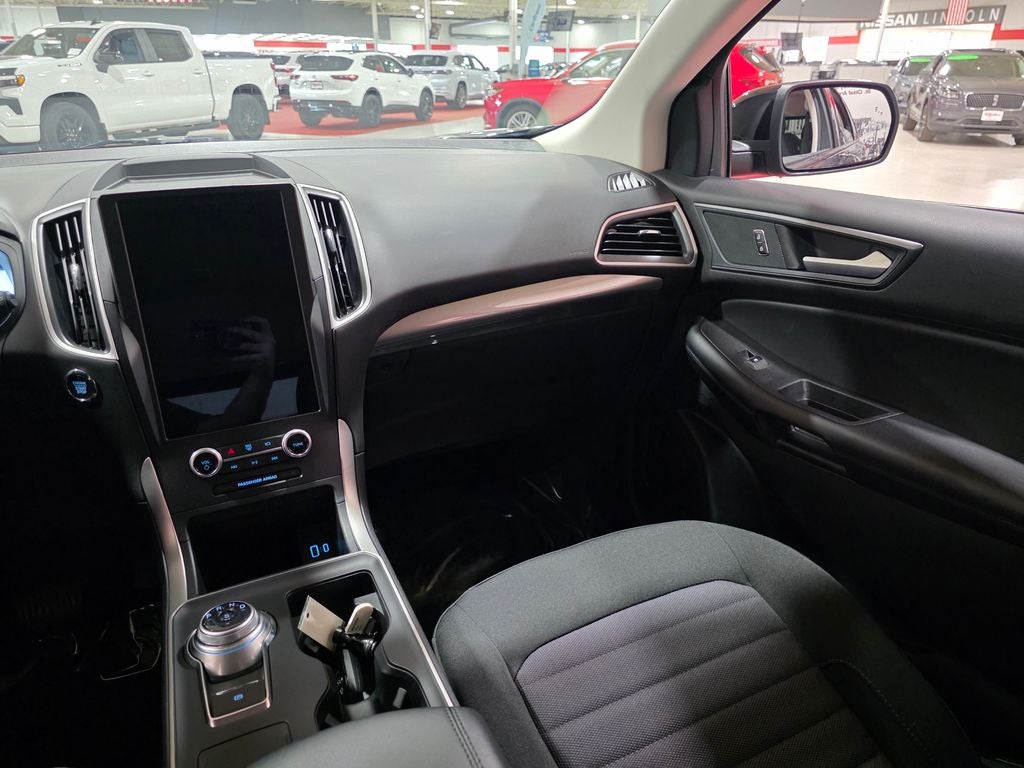 2024 Ford Edge SE