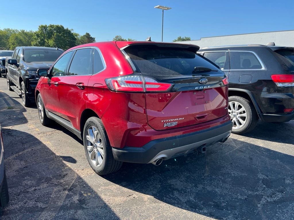 2022 Ford Edge Titanium