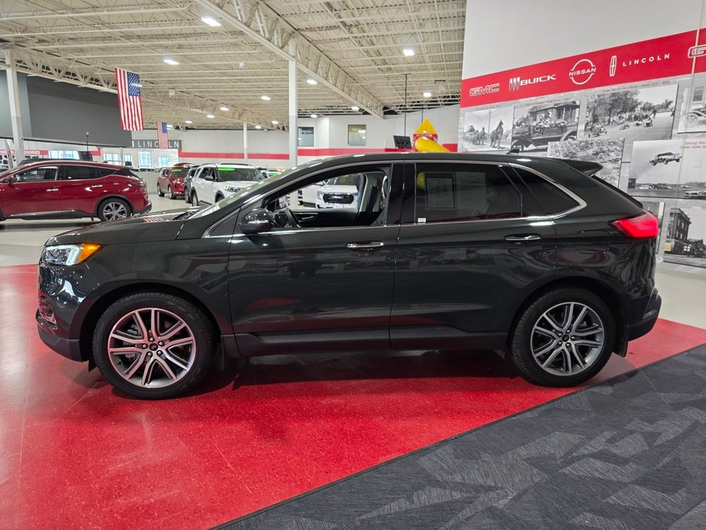 2023 Ford Edge Titanium