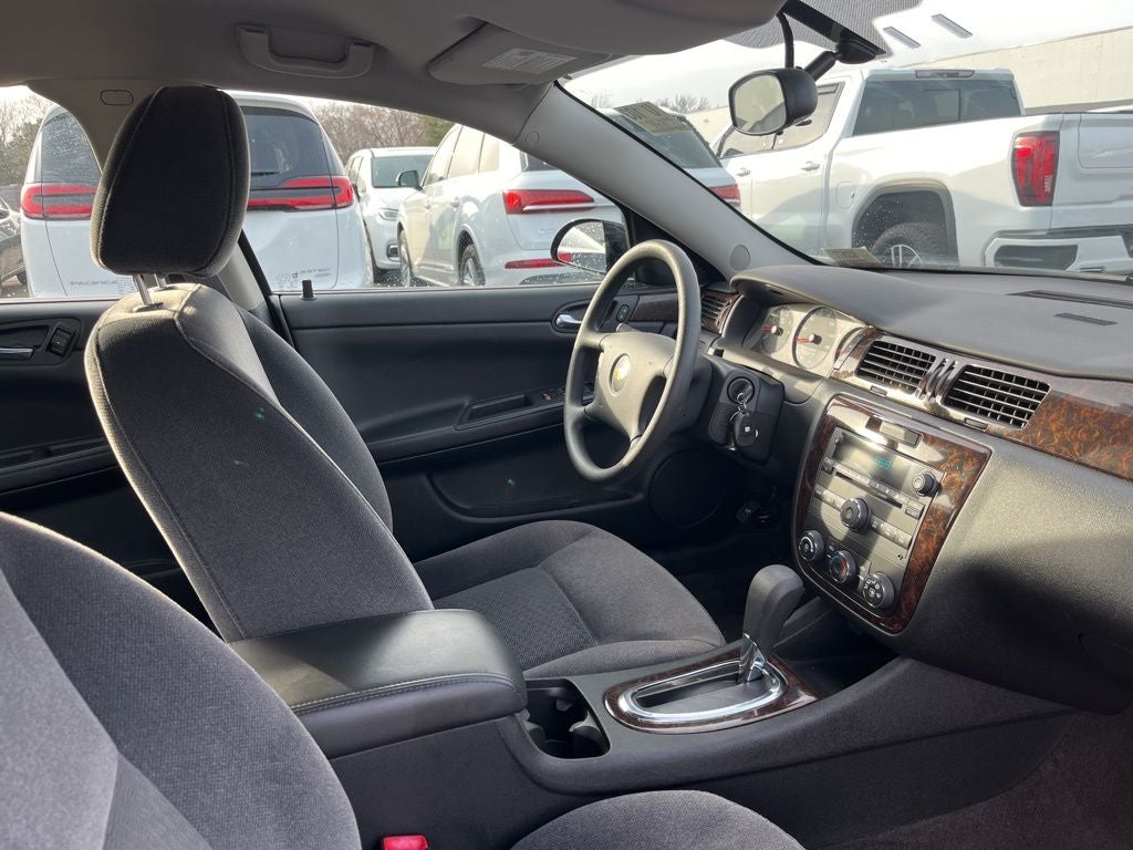 Used 2014 Chevrolet Impala 1FL with VIN 2G1WA5E35E1169247 for sale in St. Cloud, Minnesota