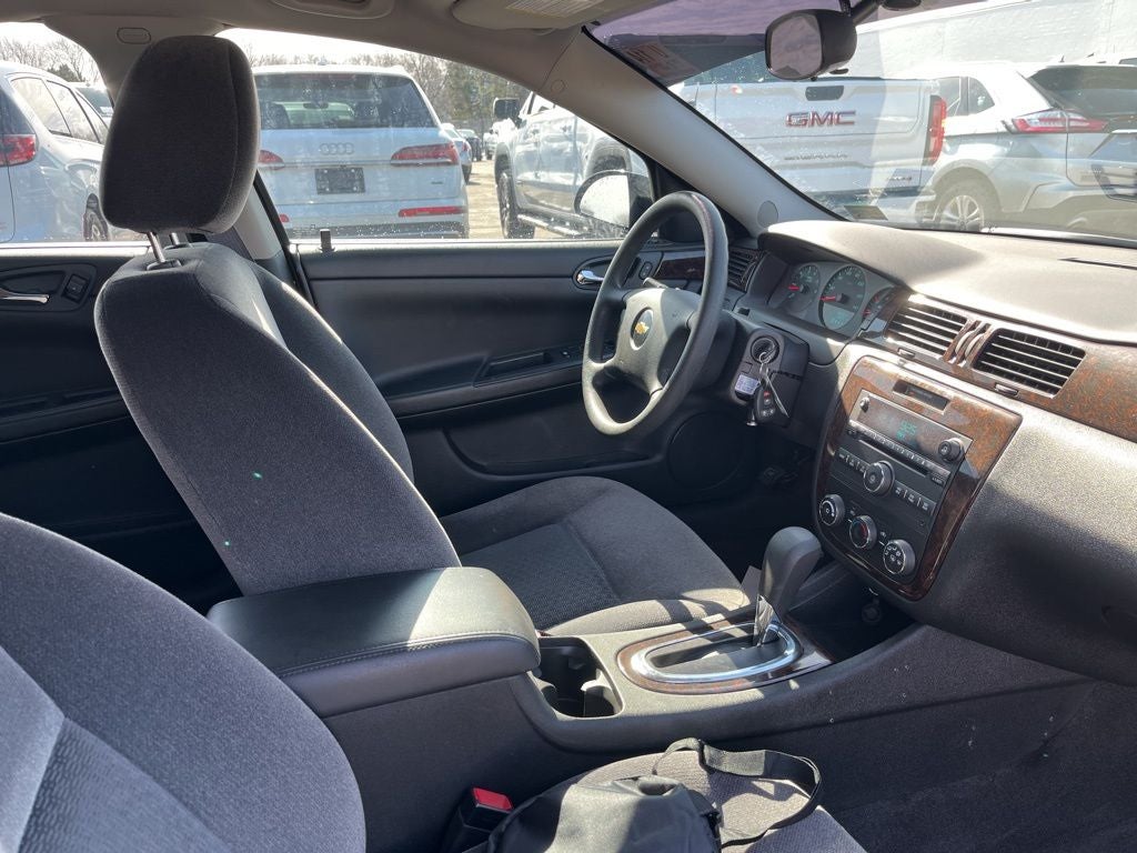 Used 2016 Chevrolet Impala Limited 1FL with VIN 2G1WA5E3XG1101724 for sale in St. Cloud, Minnesota