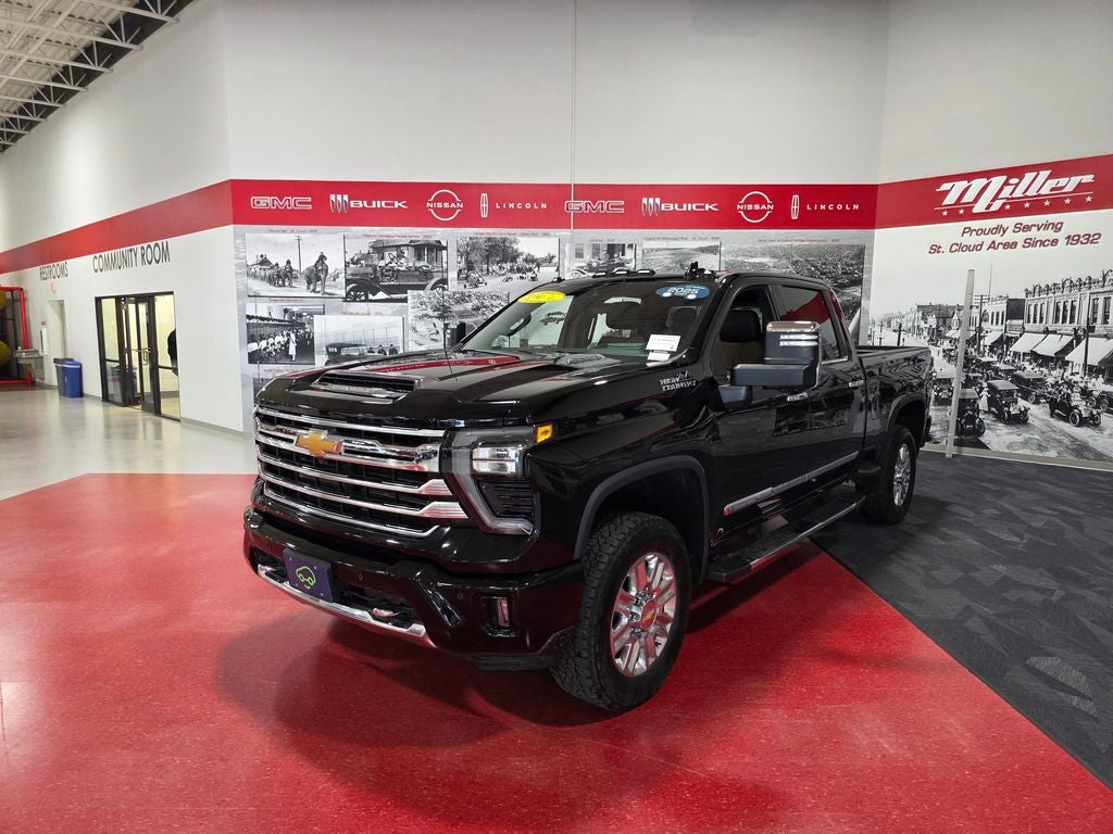 2025 Chevrolet Silverado 3500HD High Country