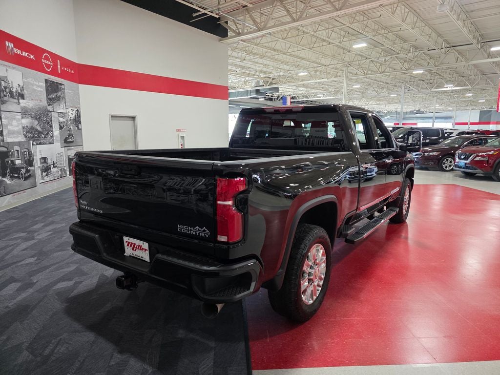 2025 Chevrolet Silverado 3500HD High Country
