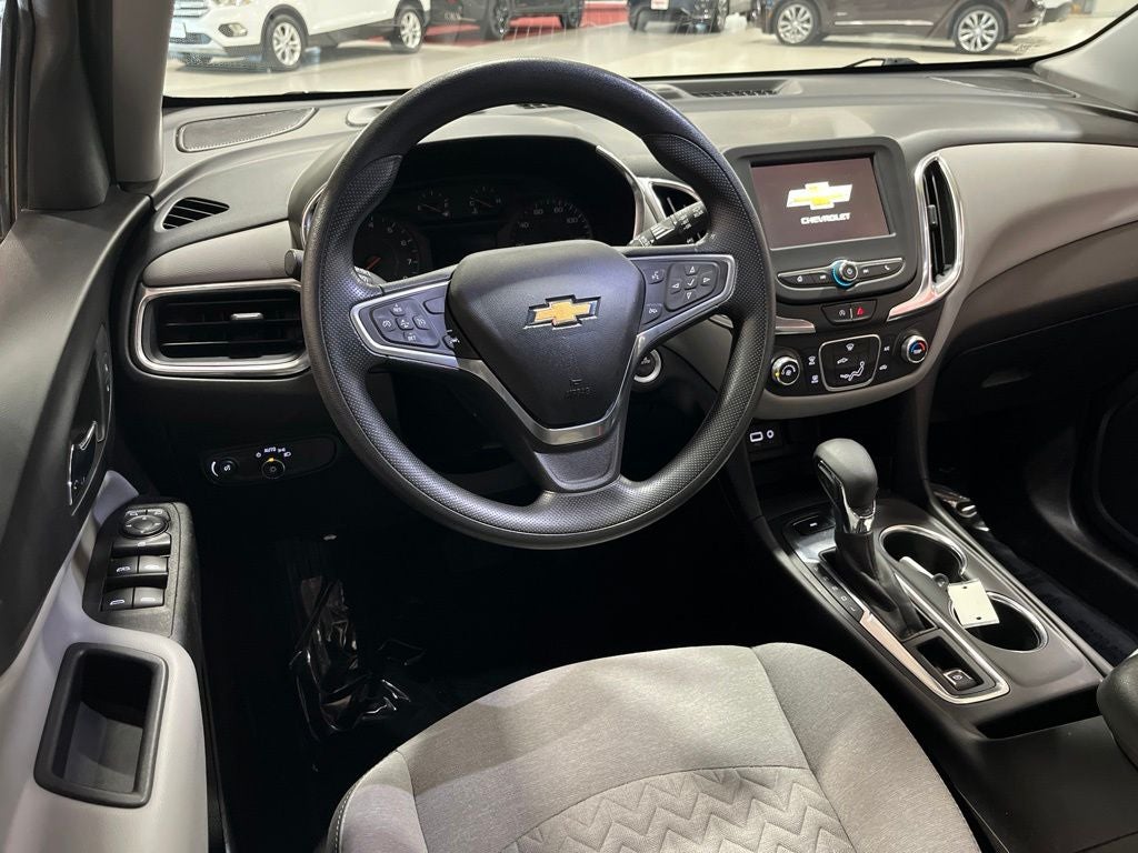 2022 Chevrolet Equinox LS Carbravo Certified
