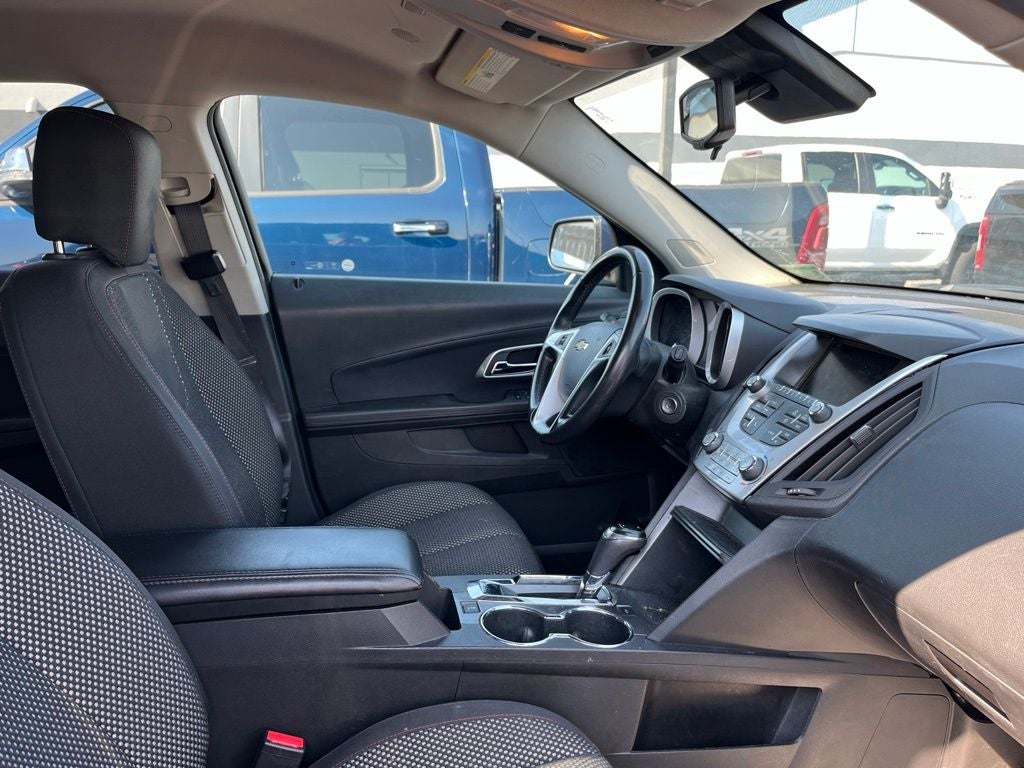 Used 2017 Chevrolet Equinox LT with VIN 2GNFLFEK1H6258178 for sale in St. Cloud, Minnesota