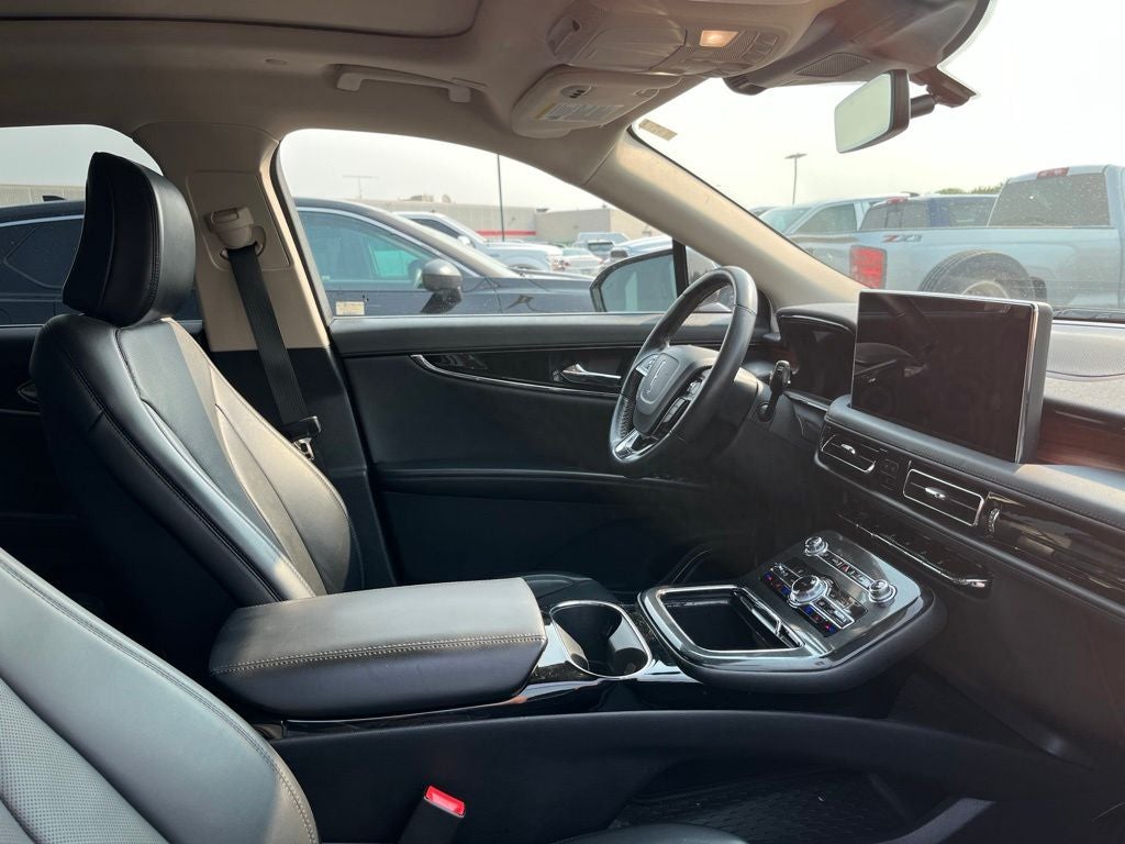 Used 2023 Lincoln Nautilus Reserve with VIN 2LMPJ8K95PBL18372 for sale in St. Cloud, Minnesota