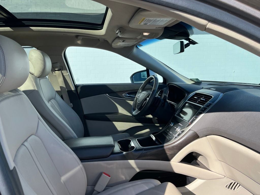 Used 2019 Lincoln Nautilus Reserve with VIN 2LMPJ8LP1KBL41170 for sale in St. Cloud, Minnesota